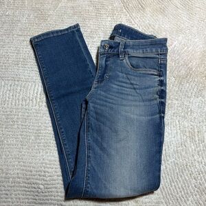 White House Black Market The Slim Mid Rise washed five pocket jeans skinny Sz 0P